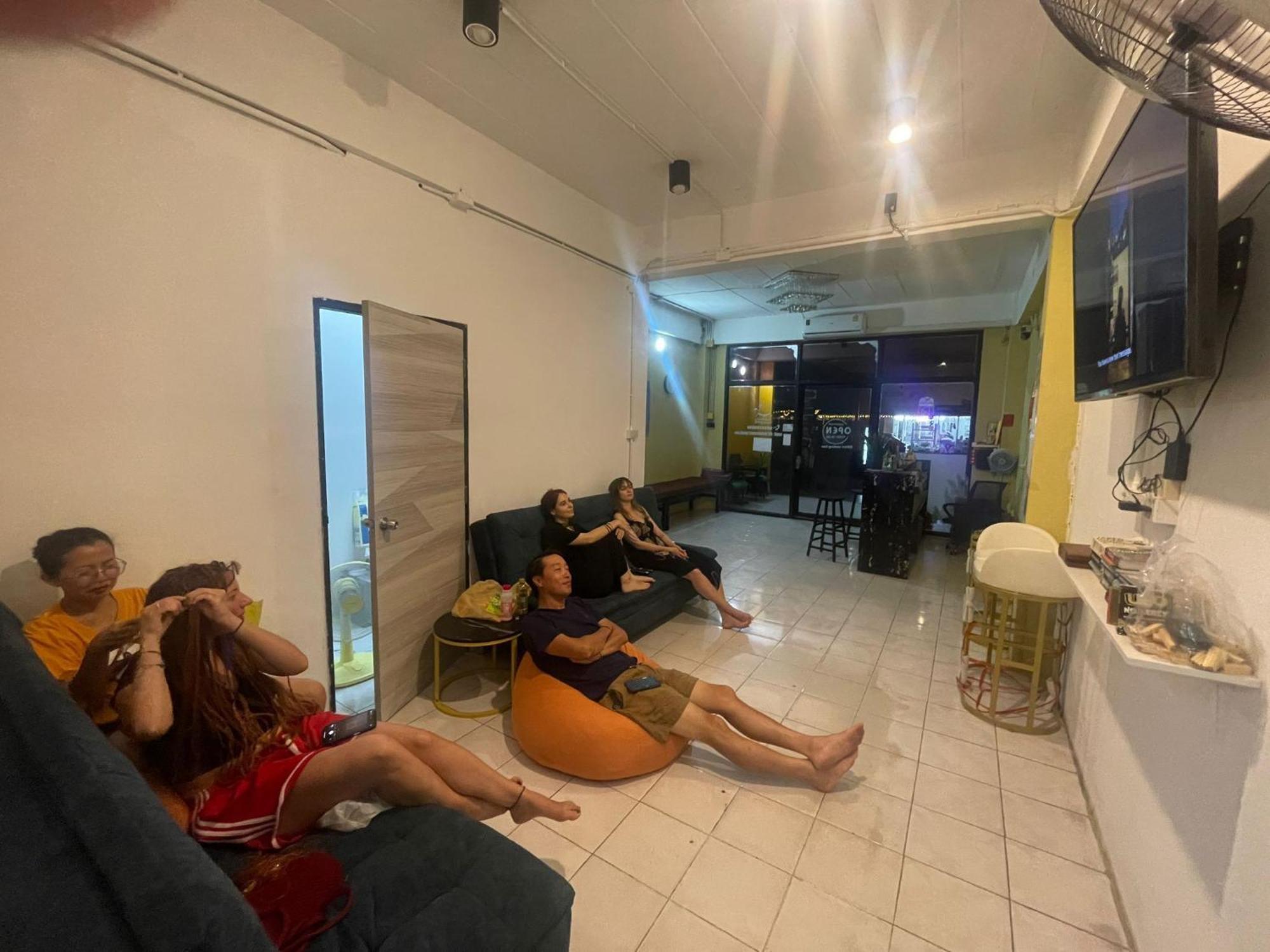 Dk1Hostel Bãi biển Chaweng Ngoại thất bức ảnh